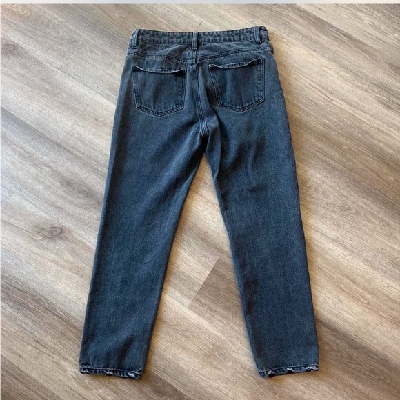 Princess Polly mid -waisted straight leg mom jeans with distress - Picture 5 of 5